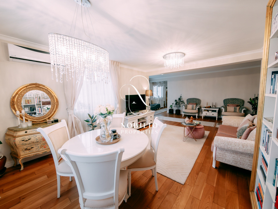 Apartament in Andrei Mureșanu, 190 mp, mobilat şi utilat, cu 2 locuri de parcare