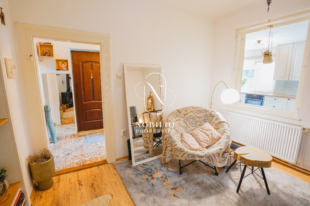 Apartament cochet cu 2 camere, grădină și 2 locuri de parcare – Str. Scorțarilor