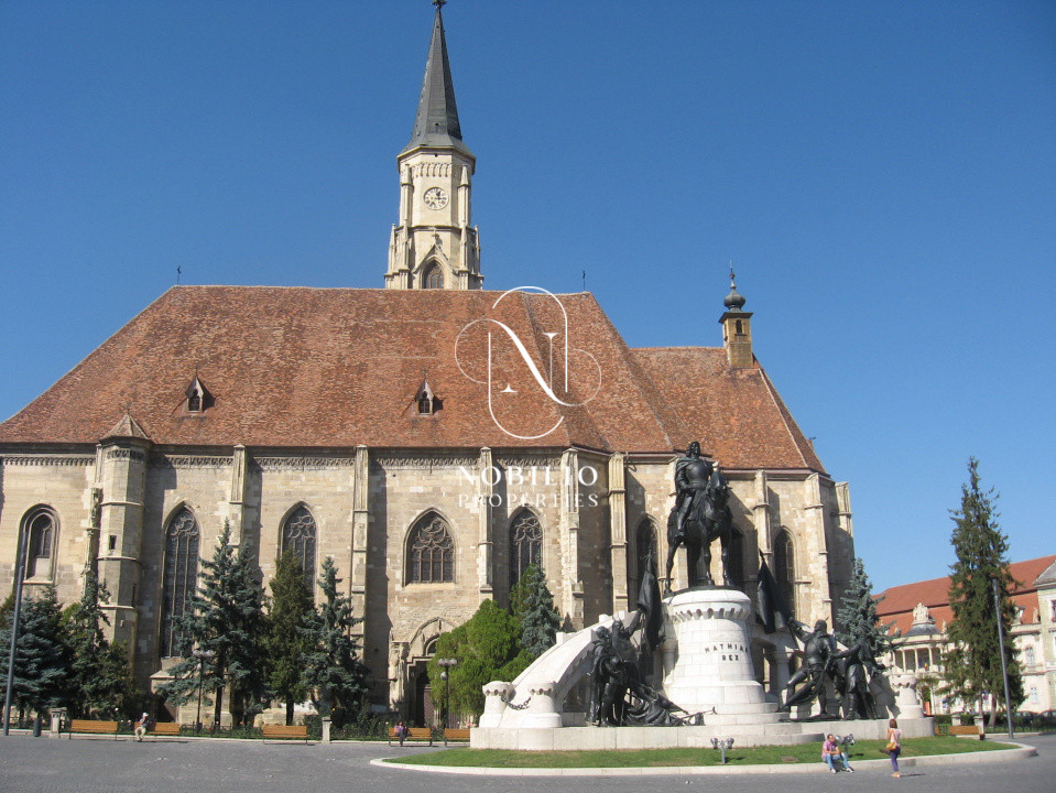 Casă monument istoric de vânzare în centrul istoric al Clujului