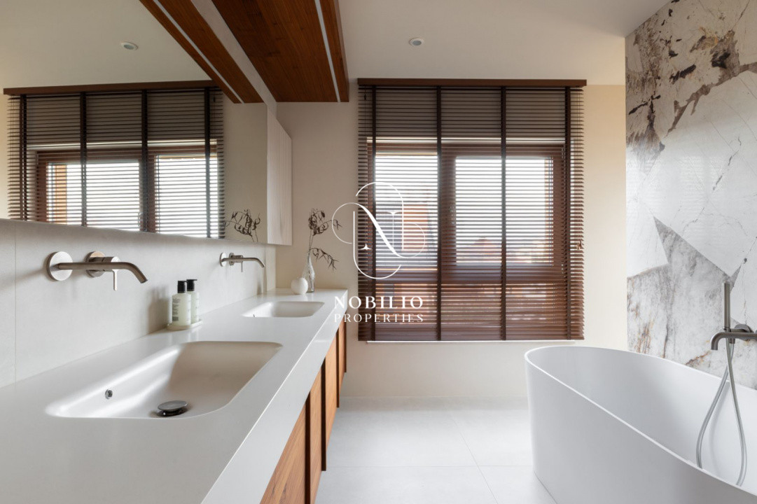 Bijuterie tehnologică - Casă de vânzare in Făget