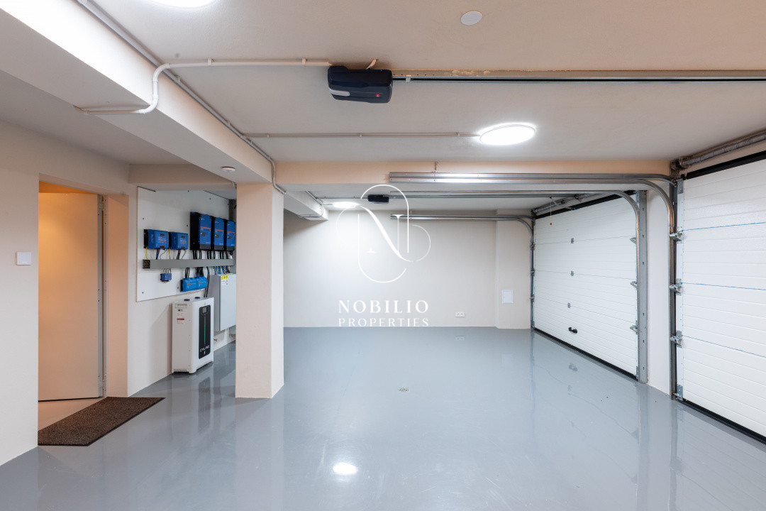 Bijuterie tehnologică - Casă de vânzare in Făget