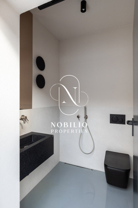 Bijuterie tehnologică - Casă de vânzare in Făget